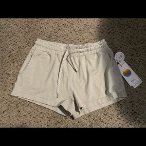 Vuori Halo Shorts